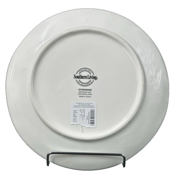 Southern Living Christmas Santa Stoneware Salad Plates Set of 2 New with Tags - Picture 5 of 8